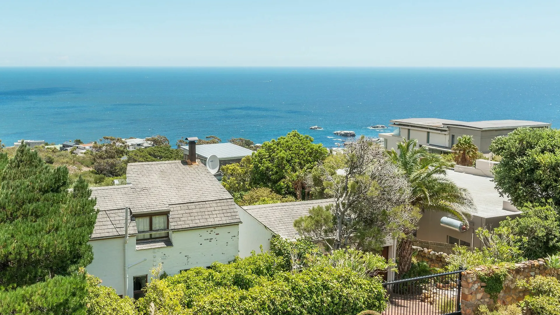 Camps Bay Getaway Daire Cape Town